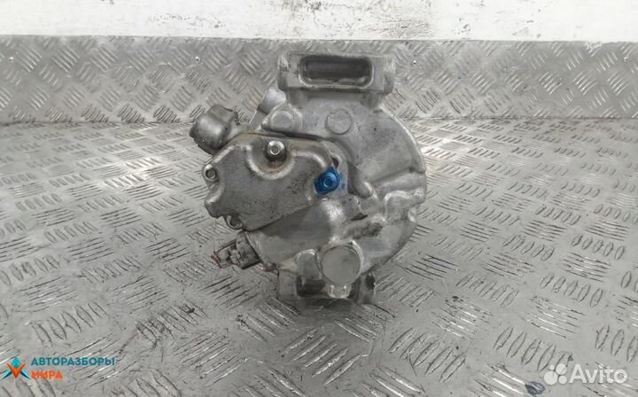 Компрессор кондиционера Toyota Avensis 2 (T250)