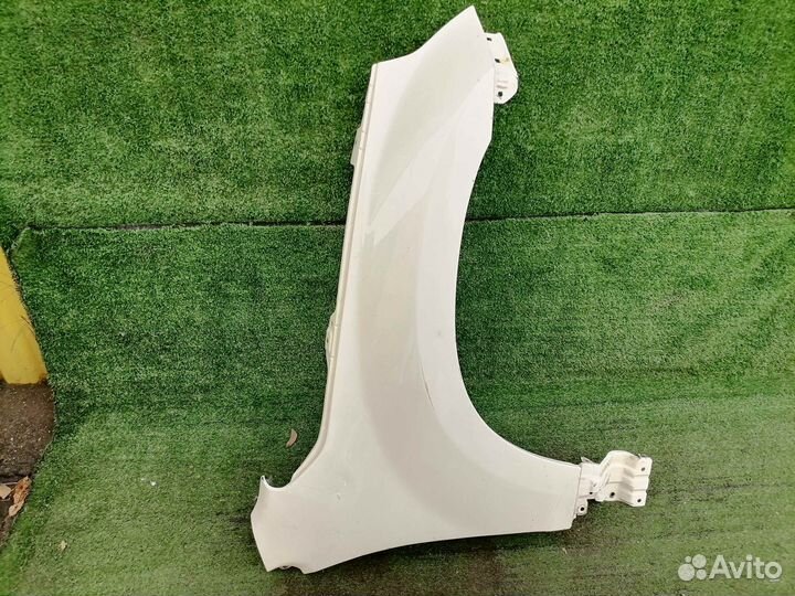 Крыло переднее правое Suzuki Grand Vitara TD54W не