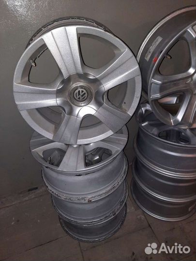 Комплект оригинальных дисков R17 на Фольксваген