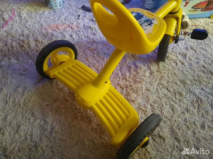 Детский трехколесный велосипед бу