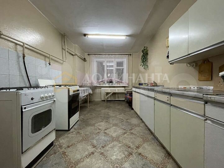 Комната 13,8 м² в 1-к., 1/5 эт.