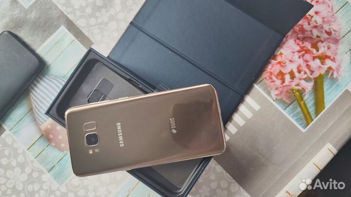 Samsung Galaxy S8, 4/64 ГБ