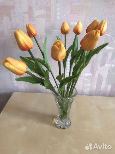 Интерьерные цветы тюльпаны (букет 9 штук)