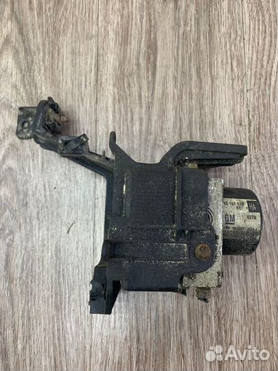 Блок abs Opel Zafira B