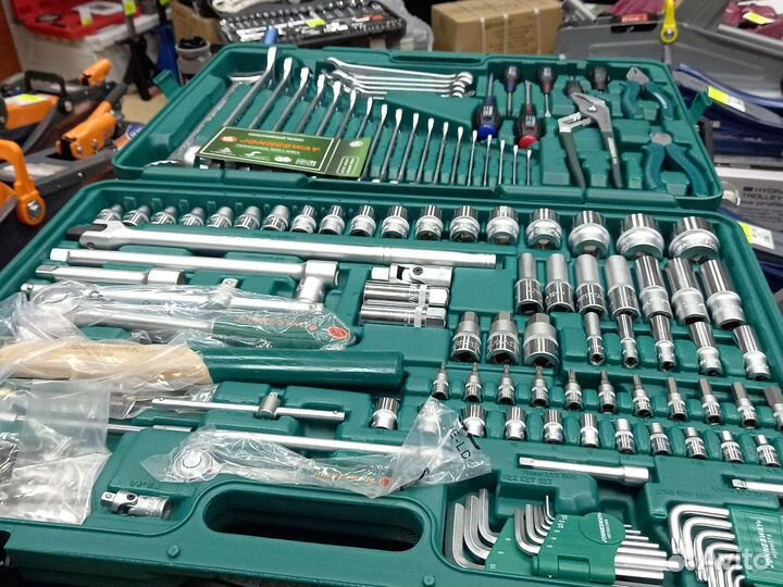 Набор инструментов Jonnesway 127 128