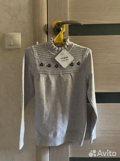 Теплая кофта для девочки