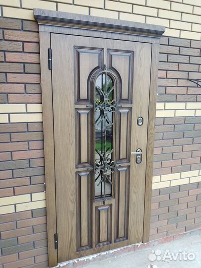 Установка, монтаж дверей входных металлических