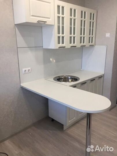 Кухня белая