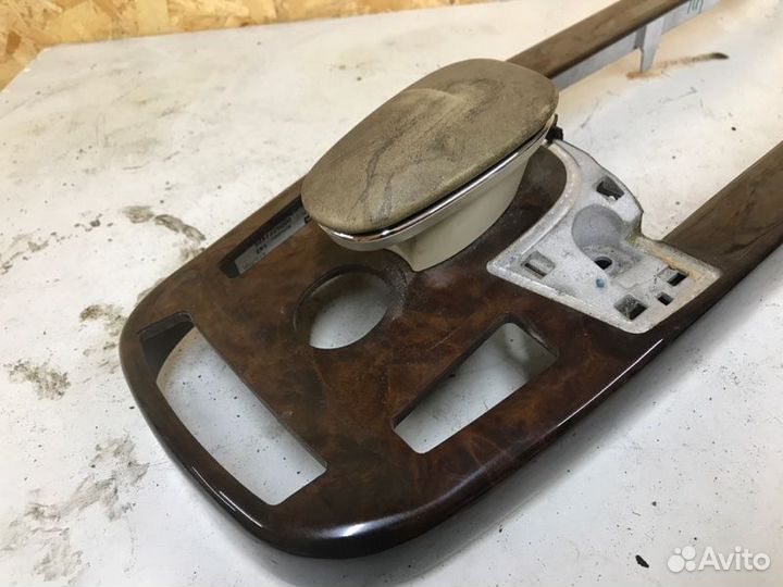 Подлокотник Mercedes S-Class W221 2005 - 2009