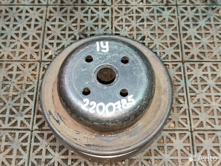 Шкив помпы Toyota Town Ace 1Y