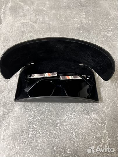 Солнцезащитные очки emporio armani