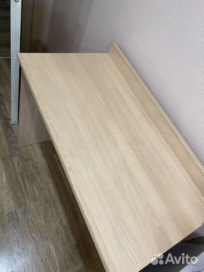 Письменный стол для компьютера школьный стол