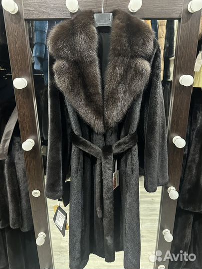 Шуба норковая blackglama Due Fratelli с соболем