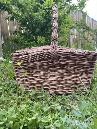 Корзина для пикника с крышкой