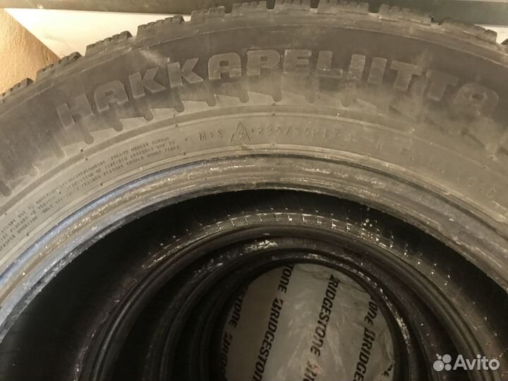 Nokian Tyres Hakkapeliitta R SUV 235/65 R17