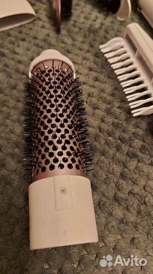 Фен щетка rowenta новая
