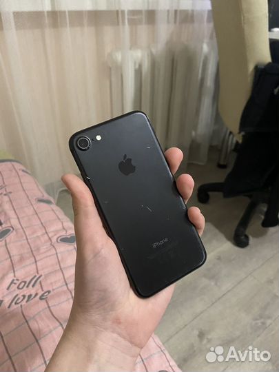 iPhone 7, 32 ГБ