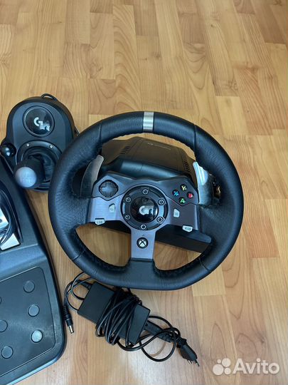 Logitech g920 с кпп в идеальном состоянии игровой