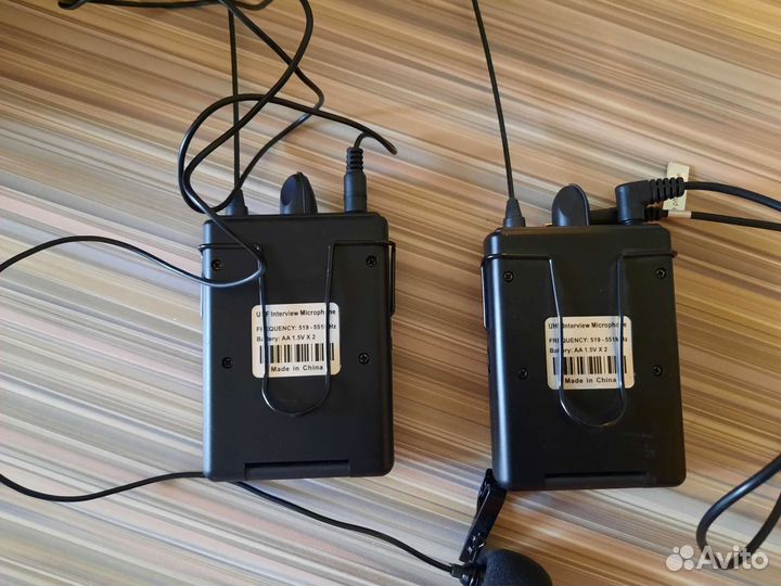 Петличный радиомикрофон xtuga