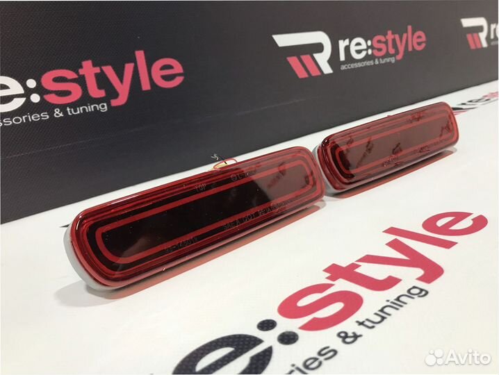 Катафоты Toyota Land Cruiser 100 Неон Красные