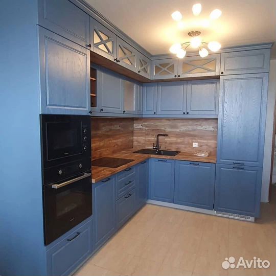 Кухня на заказ/Кухня с подсветкой