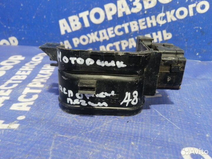 Моторчик заслонок отопителя Audi A8 седан ABZ 1996