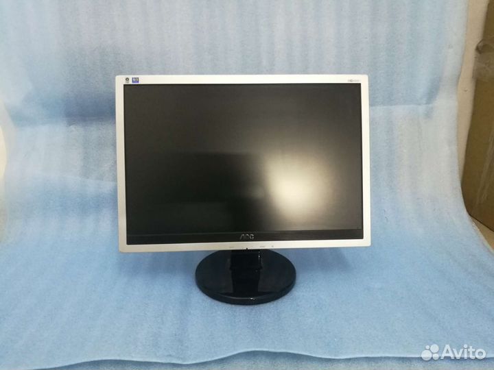 Монитор. С гарантией 3 месяца