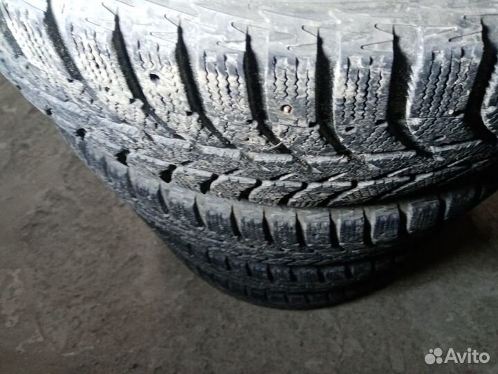 Bridgestone Ice Cruiser 5000 235/65 R17