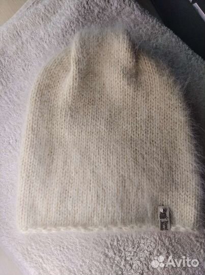 Шапка из ангоры. Новая