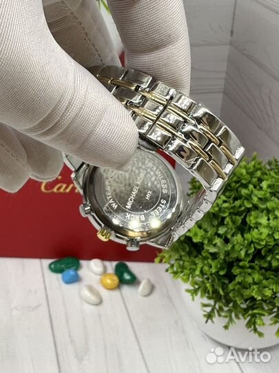 Часы наручные женские с хронографом