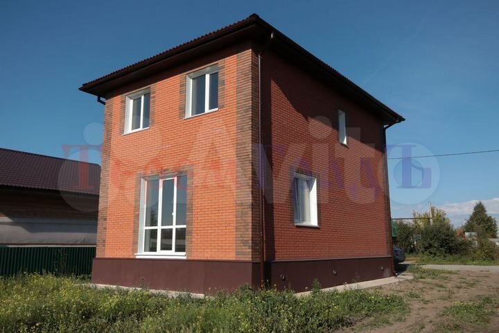 Коттедж 110 м² на участке 6 сот.