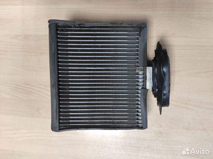Радиатор, Испаритель кондиционера Nissan Almera