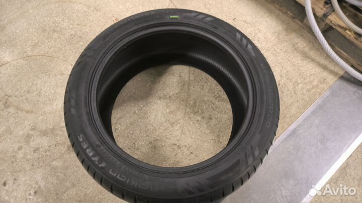 Nokian Tyres Hakka Black 2 SUV 275/45 R20