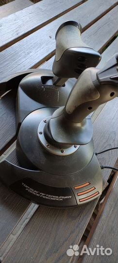 Авиасимулятор Thrustmaster