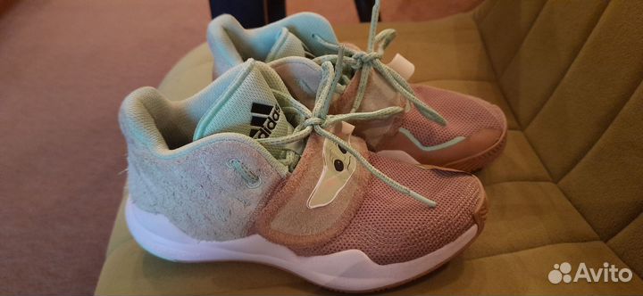 Кроссовки баскетбольные детские