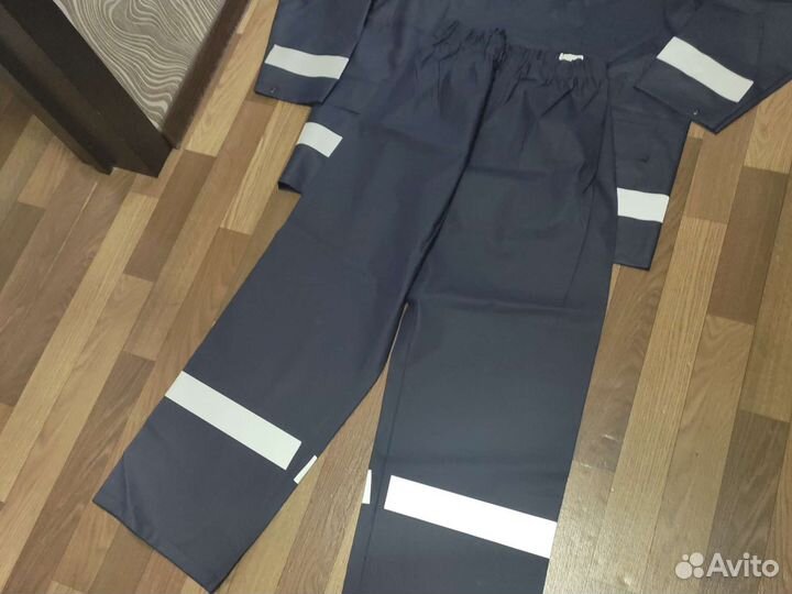 Костюм мужской водоотталкивающий