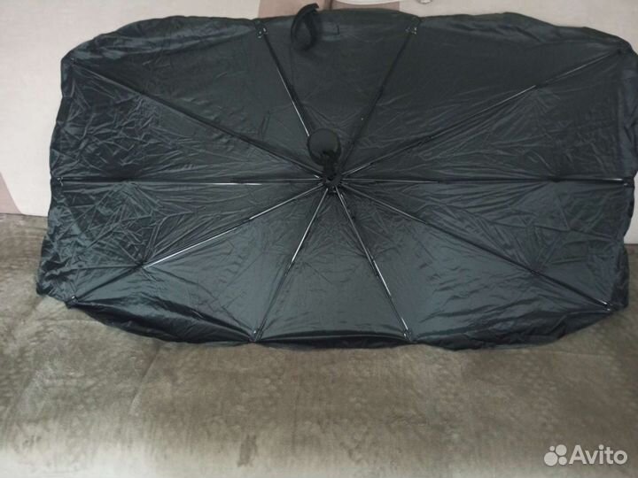 Солнцезащитный зонтик на лобовое стекло