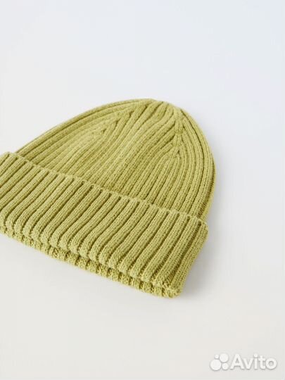 Шапка zara новая 6-9 лет 54 см