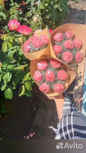 Букетики с бабочками и не только