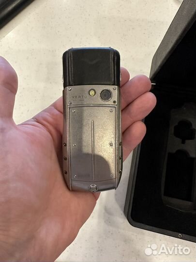 Vertu Ascent Ti, 4 ГБ