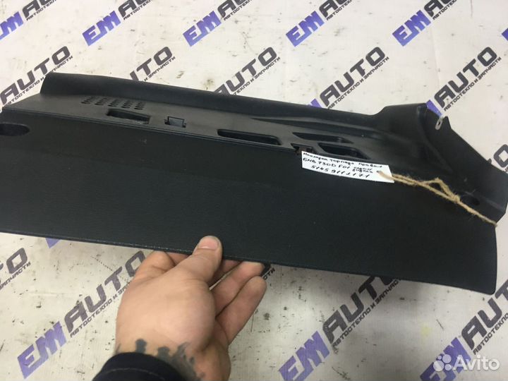 Накладка торпедо правая бмв 730D F01 седан, дизель