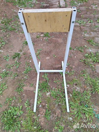 Стойка, подставка для лодочного мотора