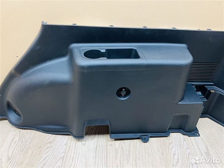 Обшивка багажника правая Chery Tiggo 8 Pro