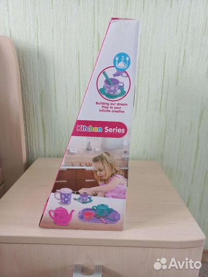 Набор детской посуды для девочек. Новый в упаковке