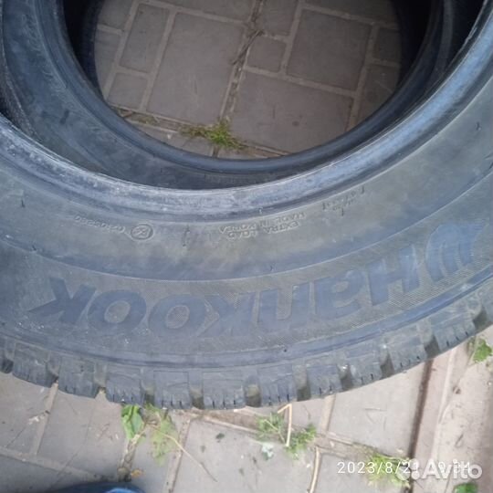 Hankook Winter I'Pike 215/65 R16