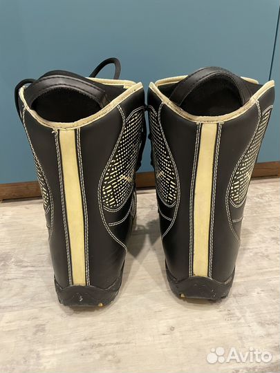 Ботинки для сноуборда bone