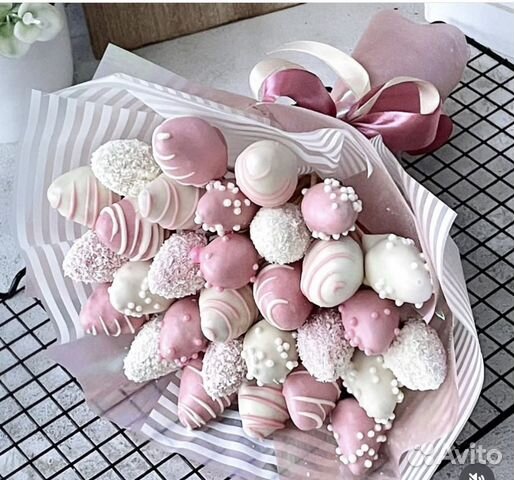 Букет розы из шоколада / клубника в шоколаде