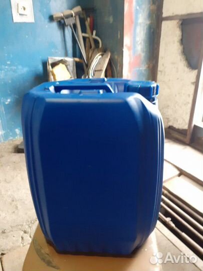 Канистра пластиковая 20 литров