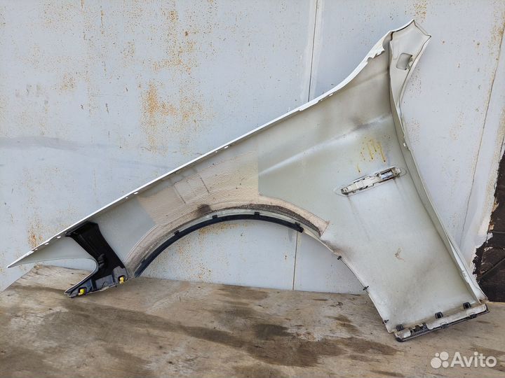 Переднее правое крыло BMW F10 F11
