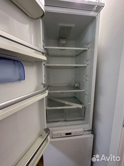 Холодильник бу встраиваемый
